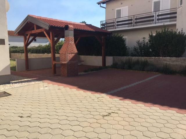 Nin Zdrijac Apartment Екстериор снимка